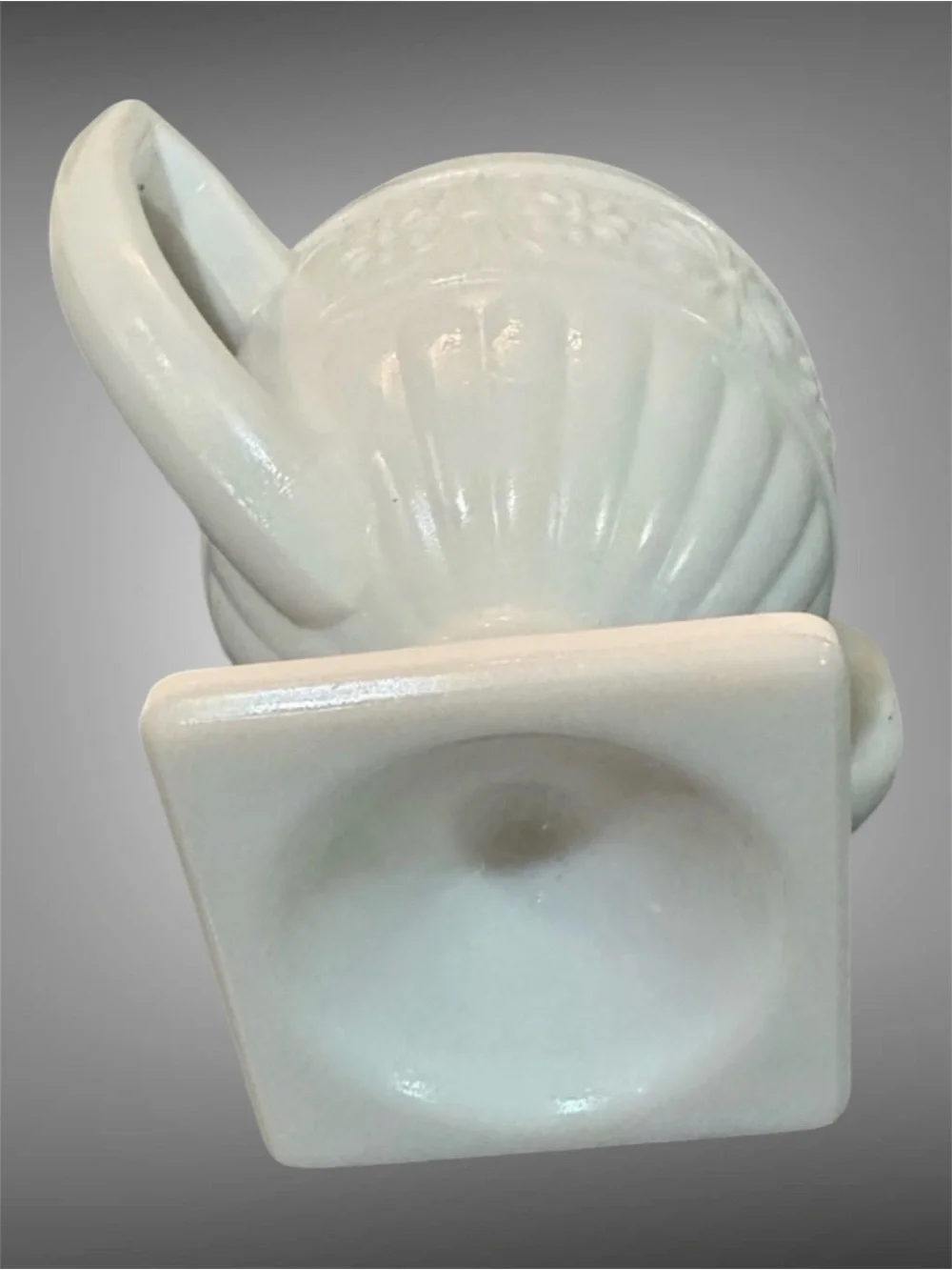 VINTAGE INDIANA GLASS WHITE MILK GLASS SUGAR BOWL